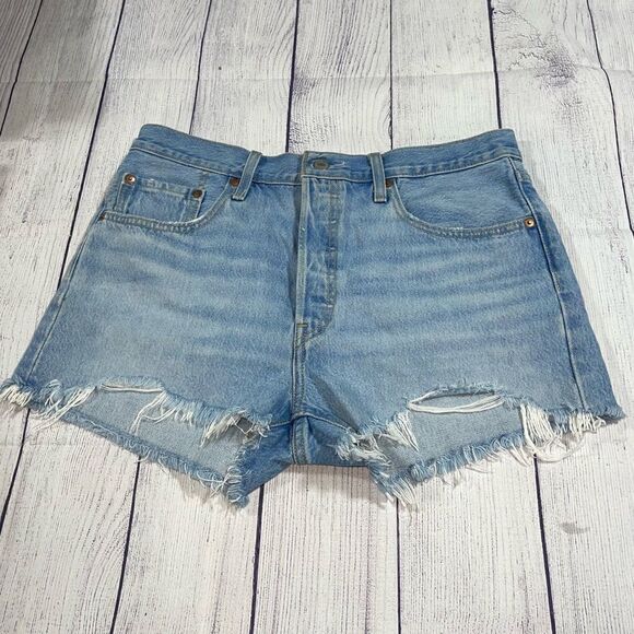 Levi's 501 Cotton Button Fly Jean Denim Shorts Distressed 31 - Picture 1 of 6